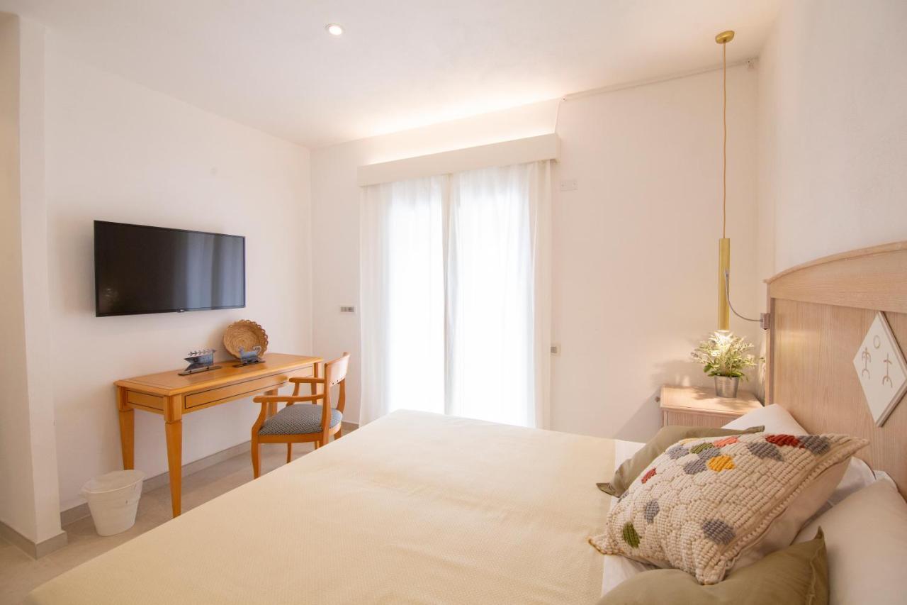 Tabernabe Hotel Tortolì Buitenkant foto
